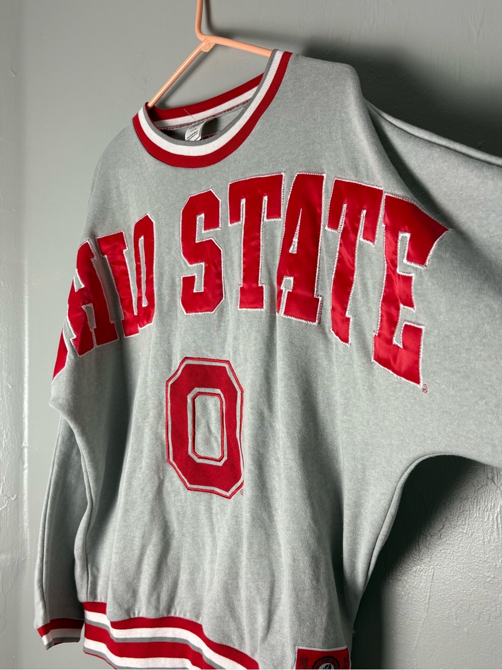 PINK Victoria's Secret Gray Crewneck Sweatshirt with Red Lettering S OVERSIZED - Picture 5 of 13